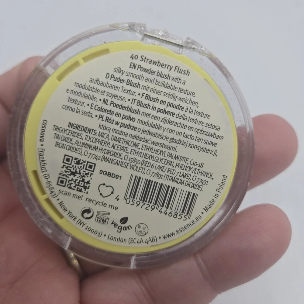 Essence Blush Crush! 40 Strawberry Flush - 5g